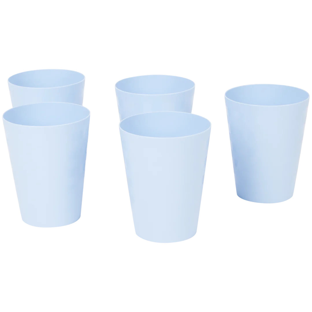 Kunststoffbecher 4