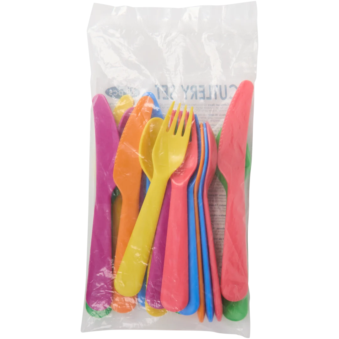 Couverts en plastique