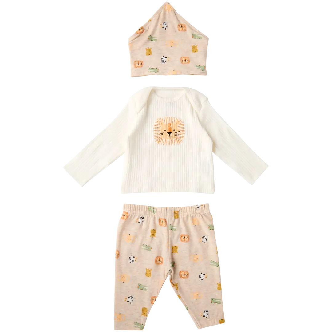 Conjunto de oferta com roupa para bebé