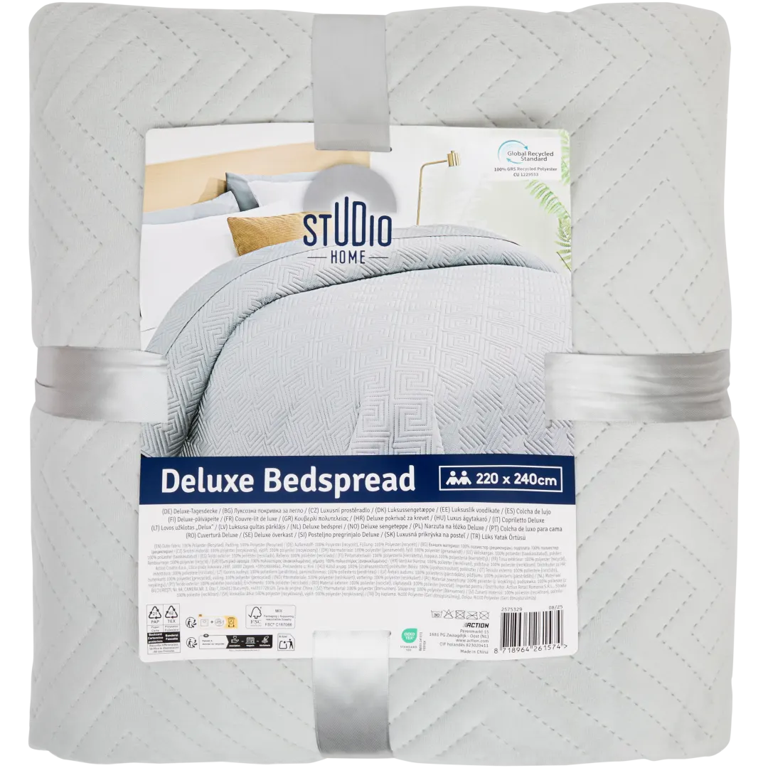 Studio Home velvet bedsprei