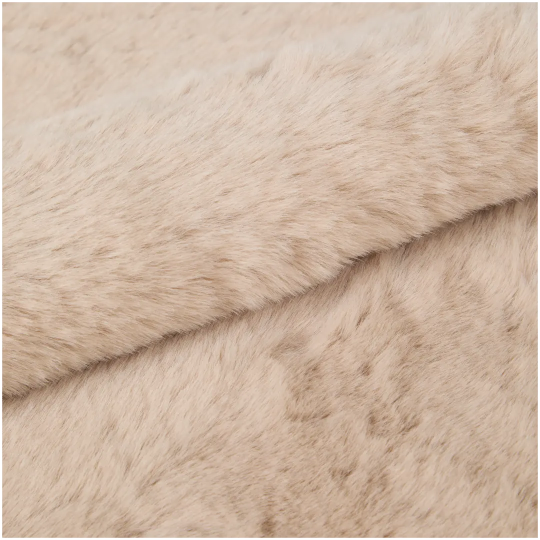 Tapis en fausse fourrure Studio Home