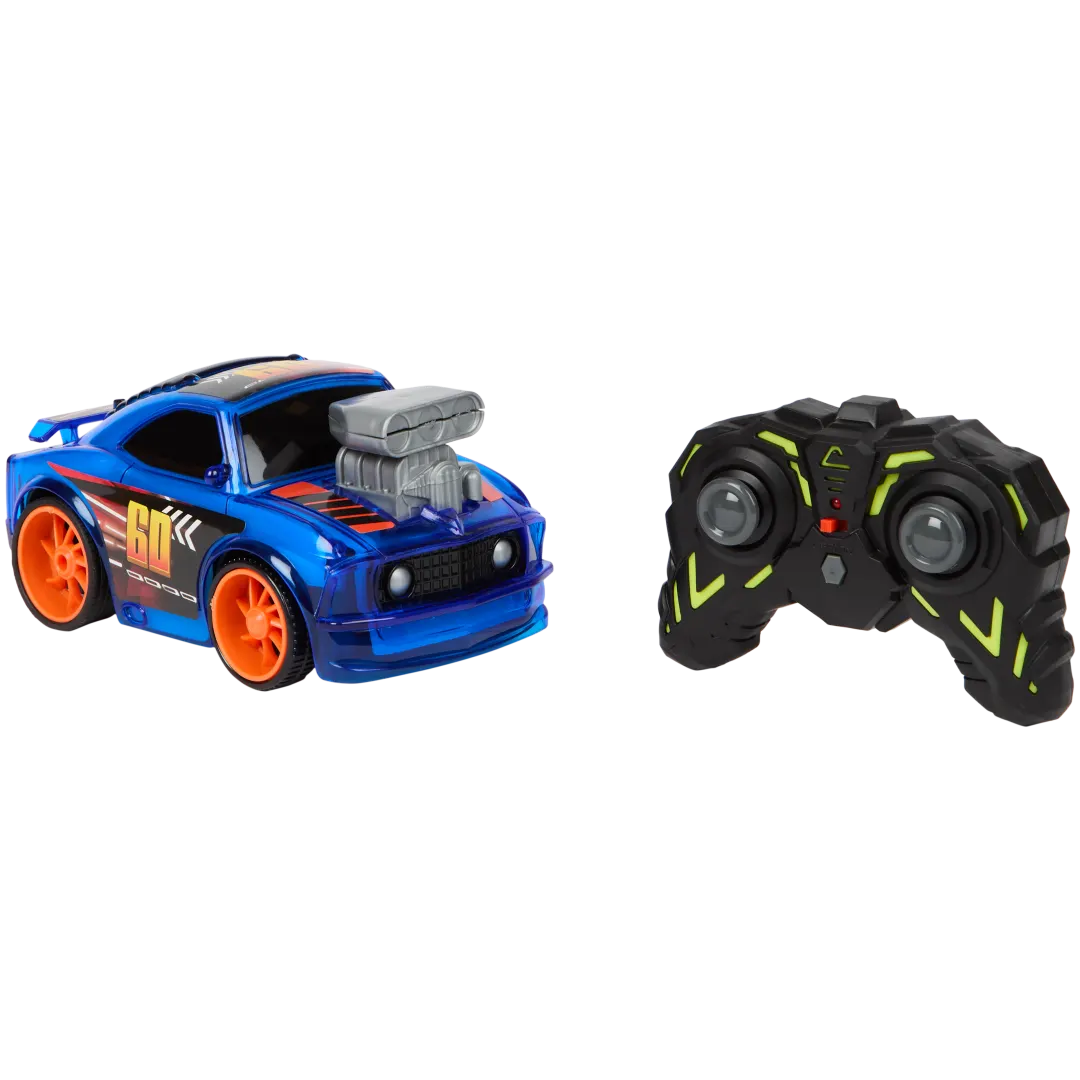 Ferngesteuertes Auto 1