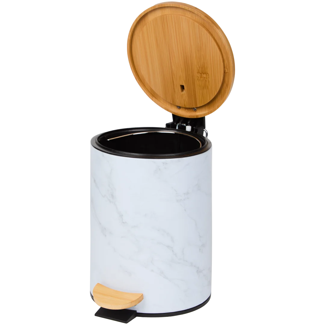 Balde de pedal com tampa de bambu