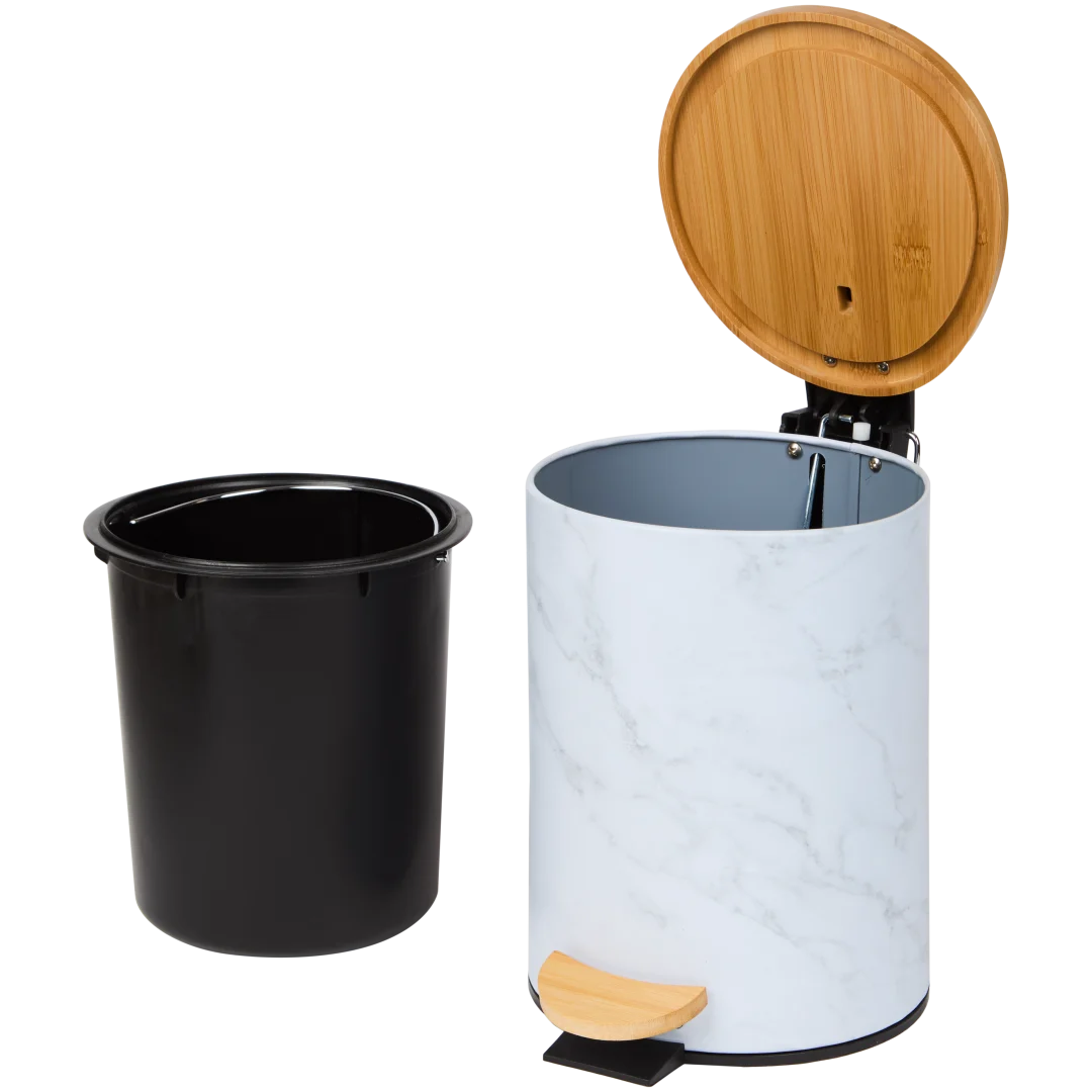 Balde de pedal com tampa de bambu