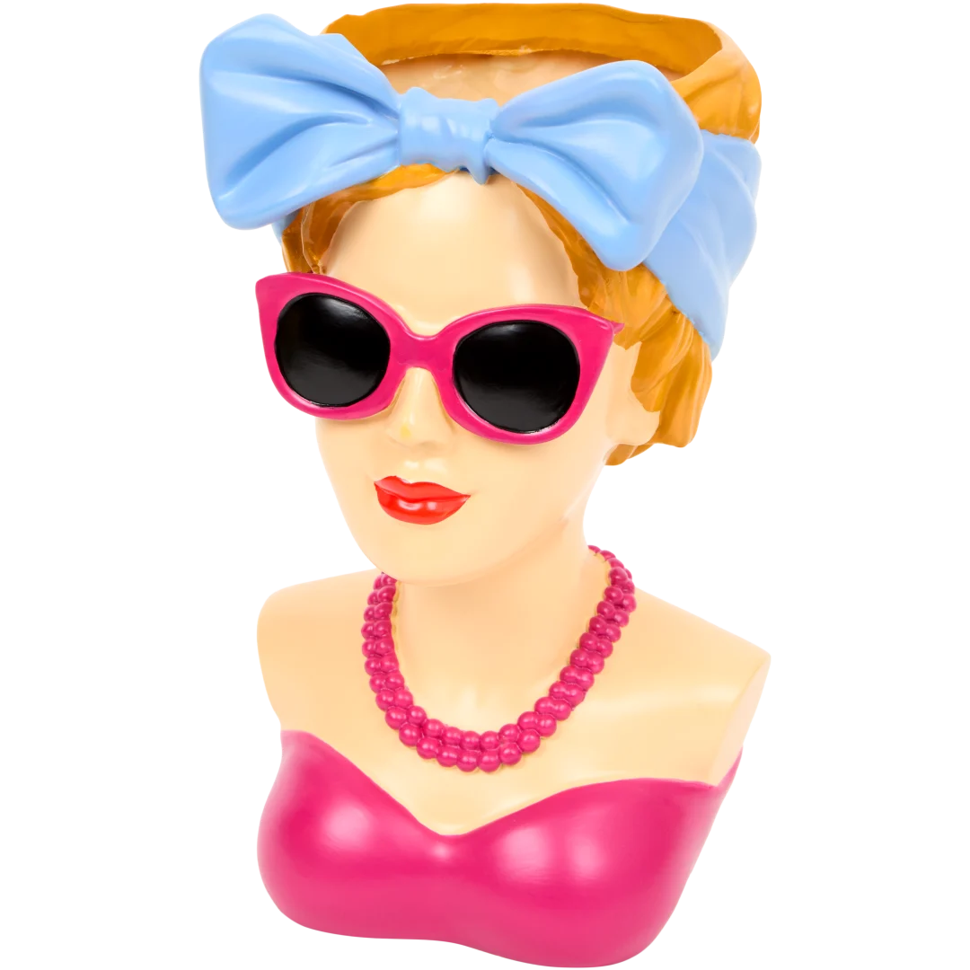 Vase femme avec fruits