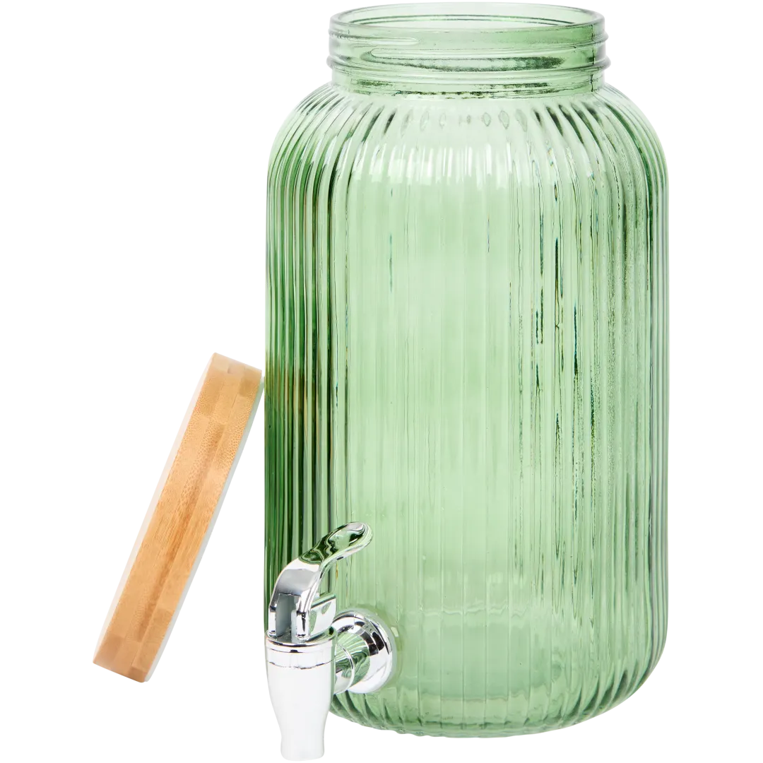 Jarra de agua con grifo