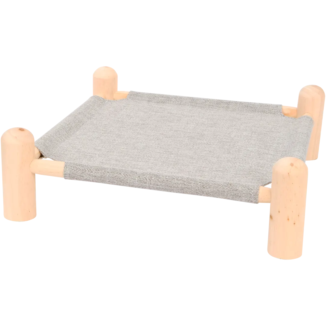 Haustierbett aus Holz 2