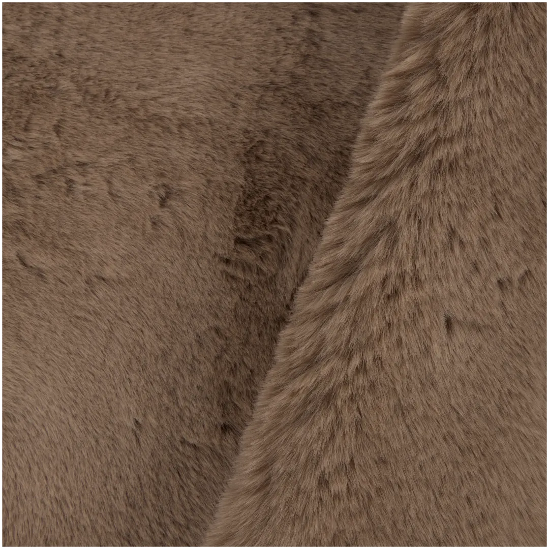 Tapis en fausse fourrure 3