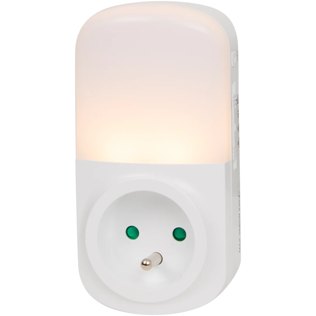 Wtyczka adapter z lampką nocną