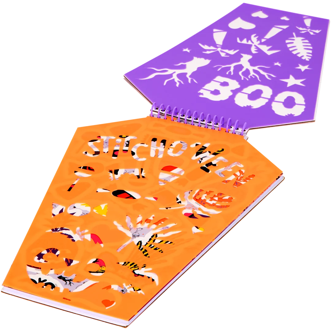 Livre de coloriage et de pochoirs Disney 4