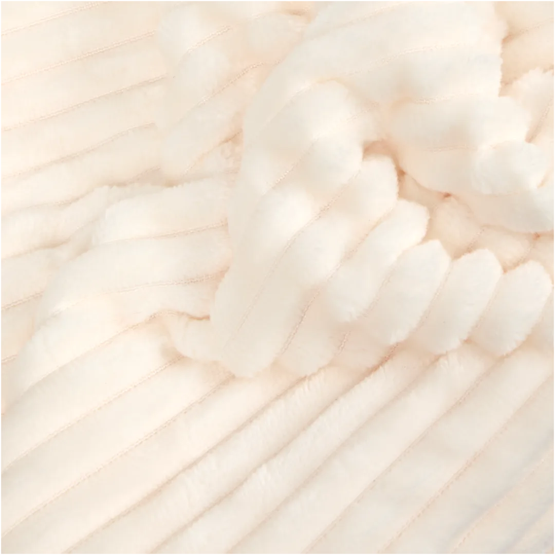 Zasłona z prążkowanej tkaniny