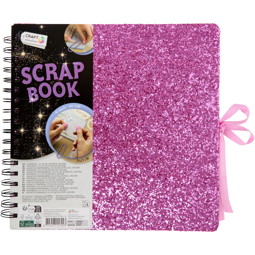 Livro de colagens com purpurinas