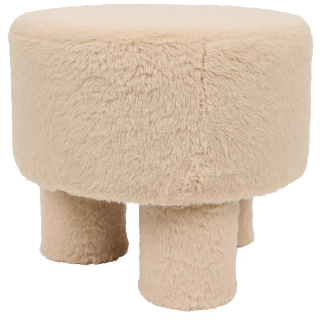 Poef van imitatiebont 1