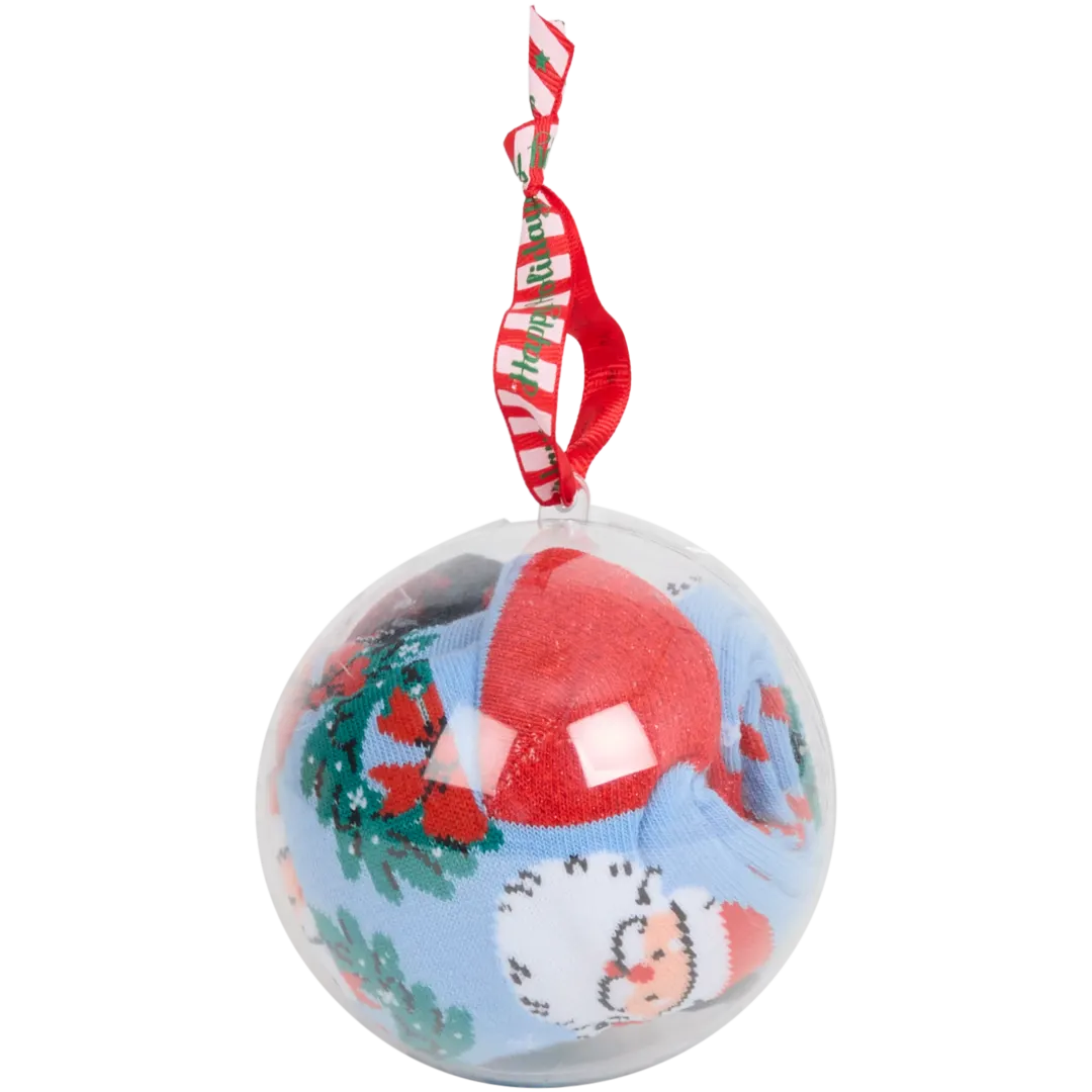 Weihnachtssocken in Weihnachtskugel