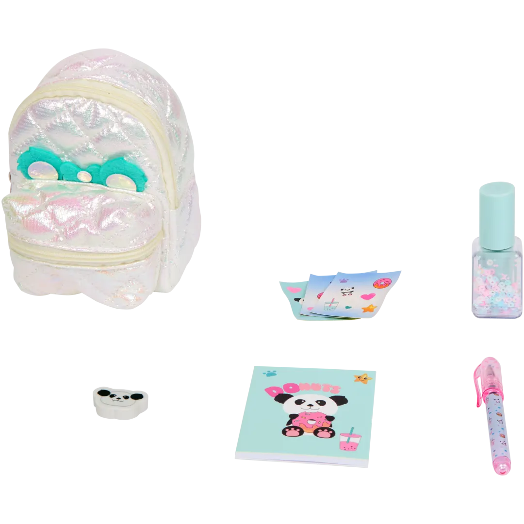 Breloc pentru rucsac cu accesorii 3