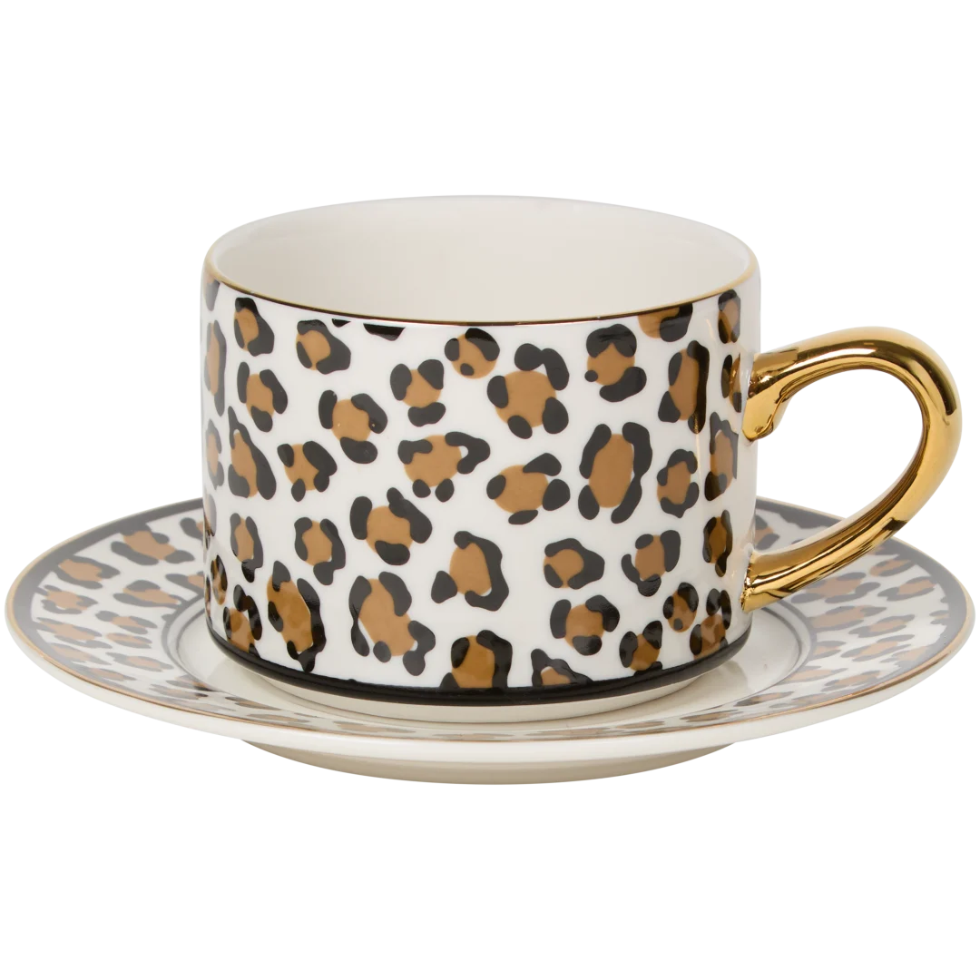 Tasse und Untertasse aus Porzellan