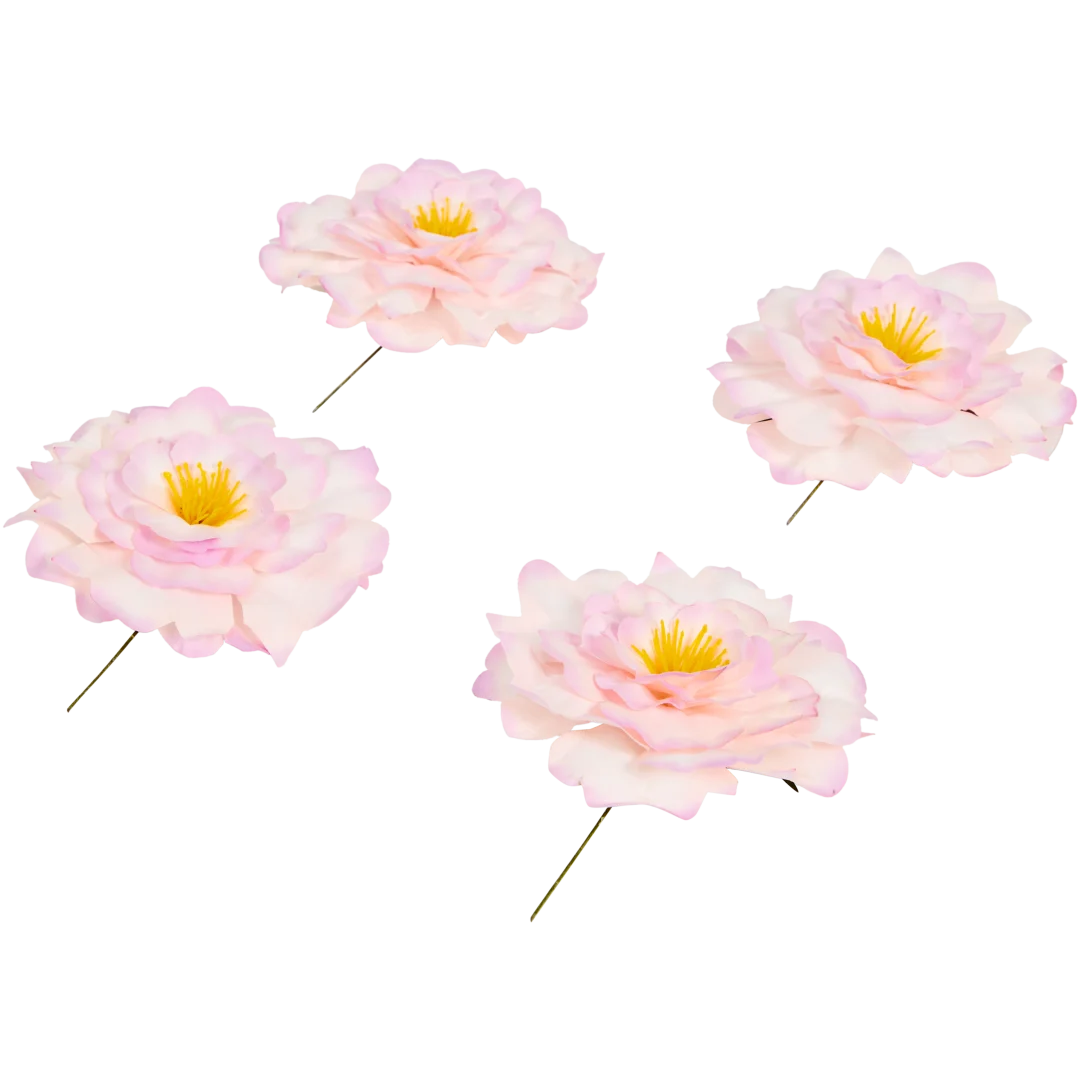 Fleurs en papier avec fil