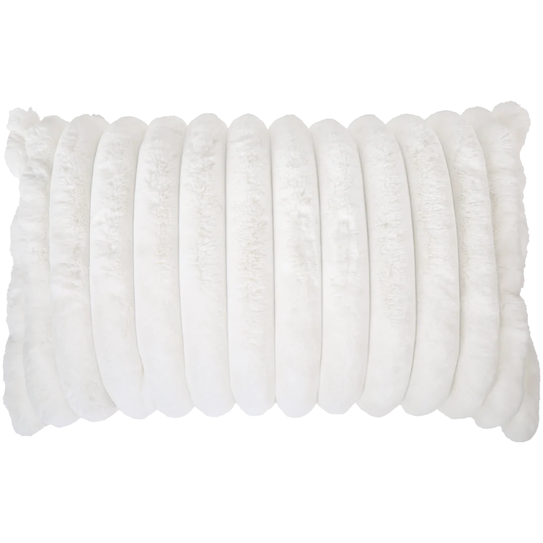 Coussin côtelé en fausse fourrure