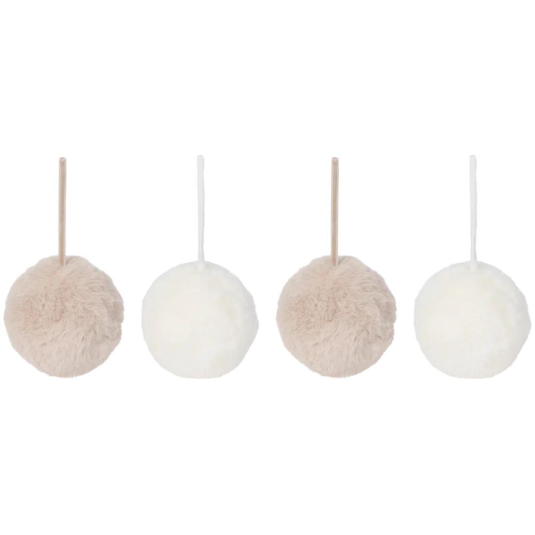 Weihnachtskugeln aus Kunstpelz