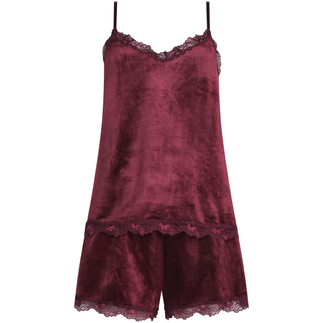 Pijama com calções