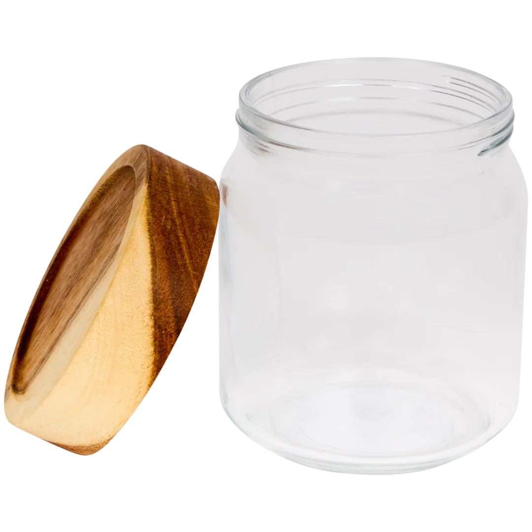 Słoik z drewnianą pokrywką