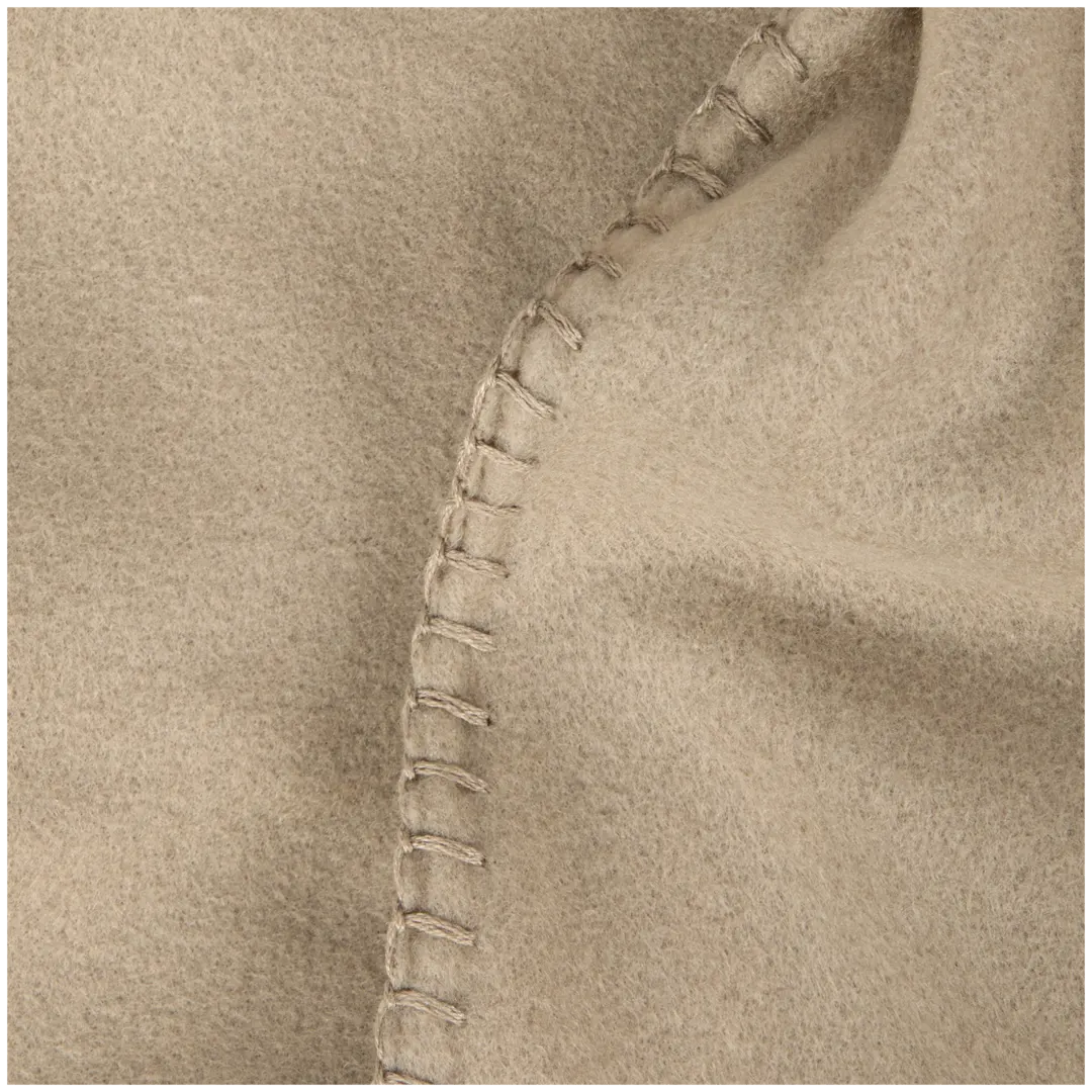 Plaid in pile Studio Home 2