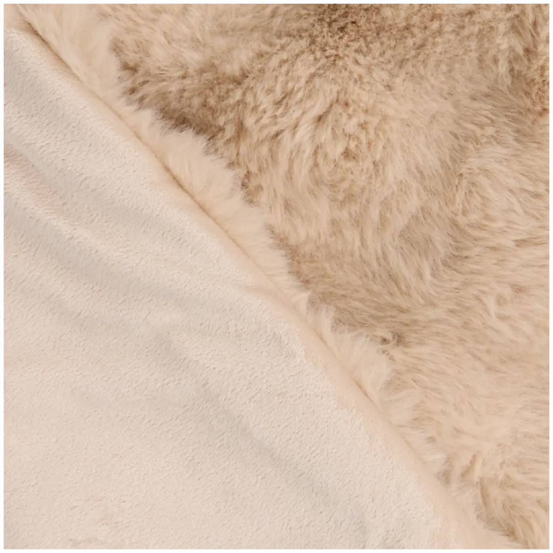 Wohndecke aus Kunstpelz