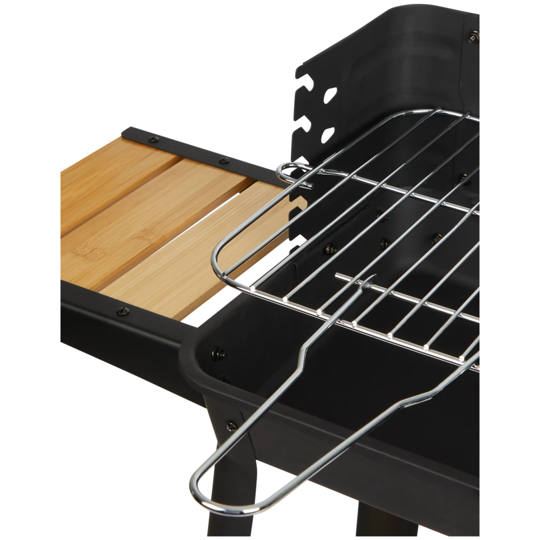 Barbecue à charbon 2