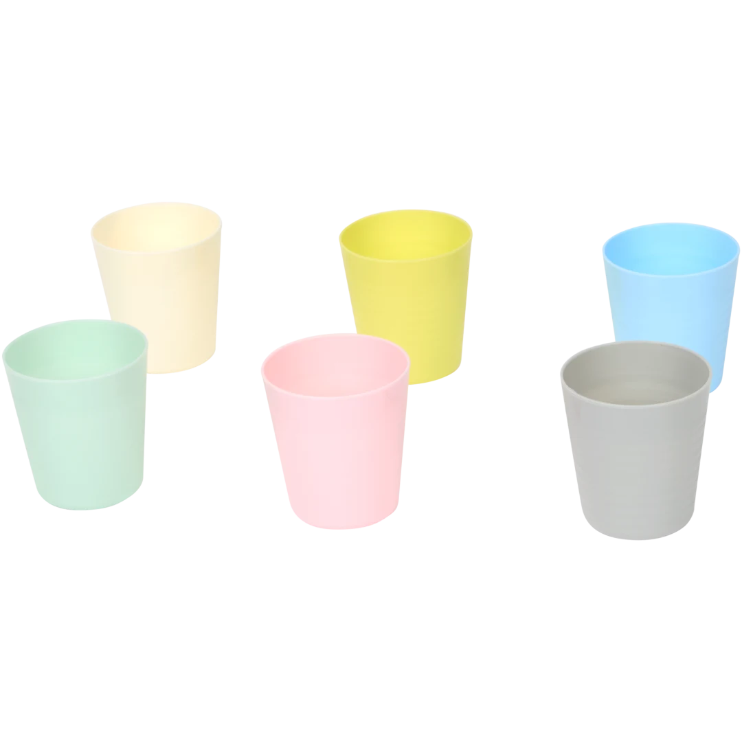 Kubki plastikowe 1